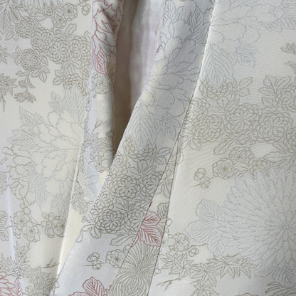 "Frosted Petals" Vintage Casual Kimono