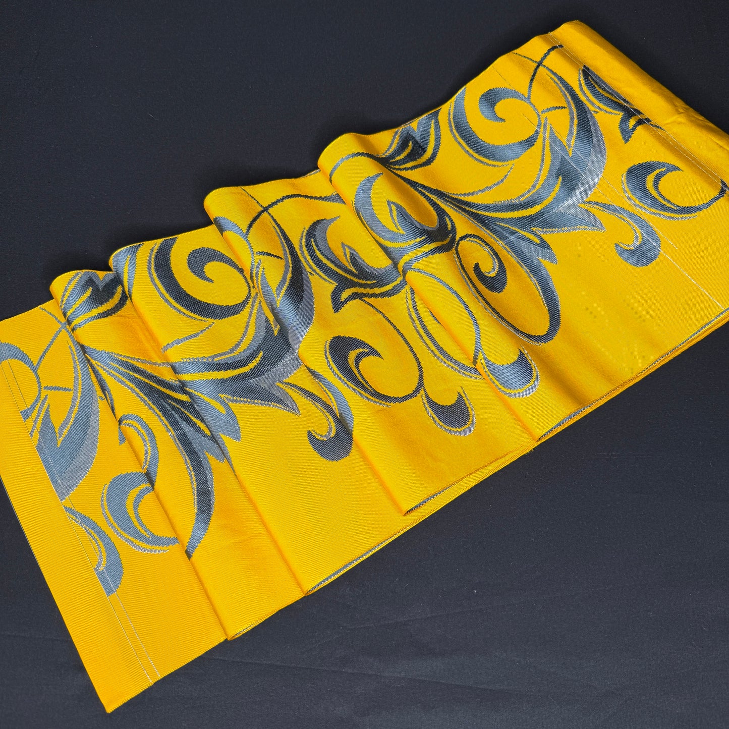 "Deco Vine" Vintage Obi BOLT