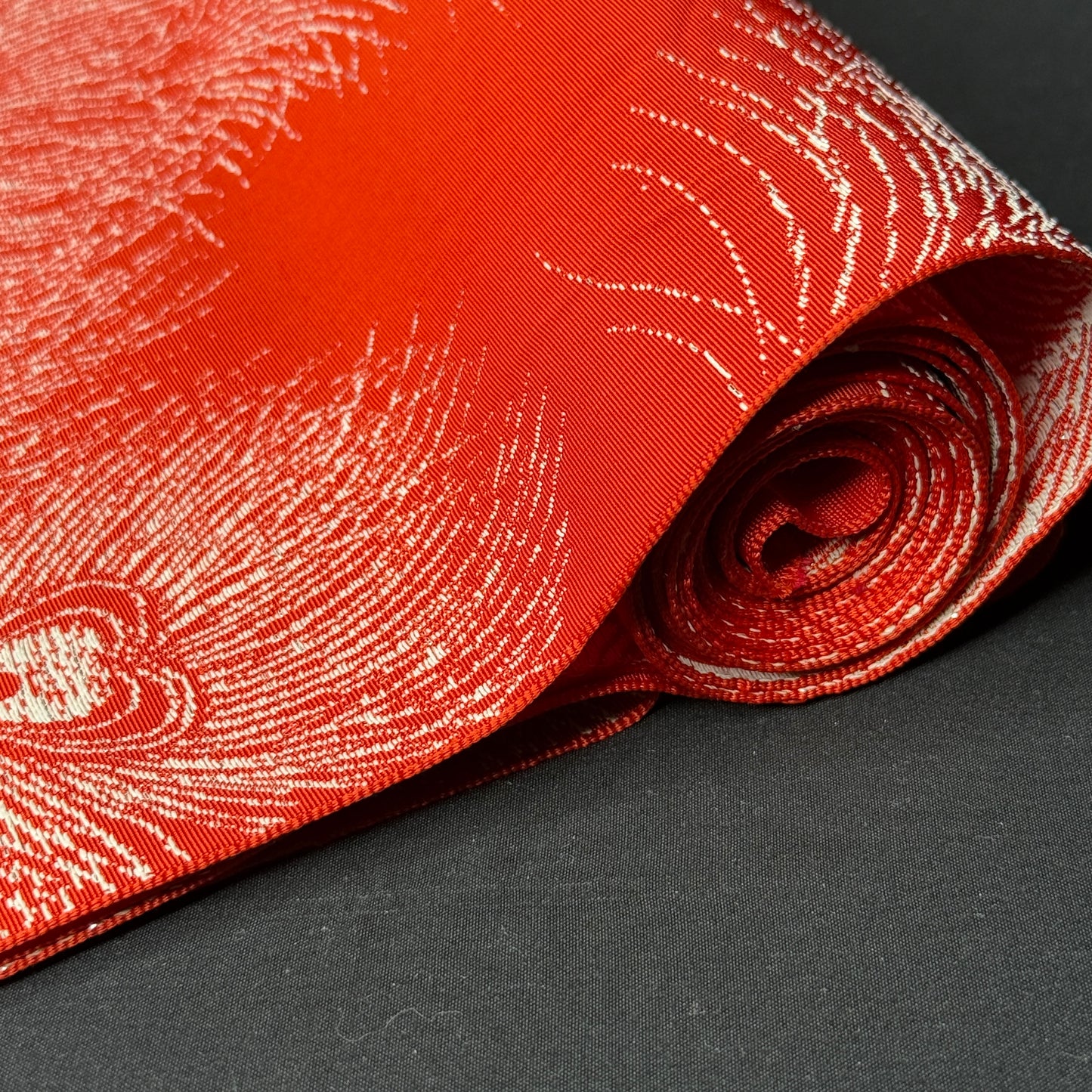 "Peacock Plume" Vintage Obi BOLT