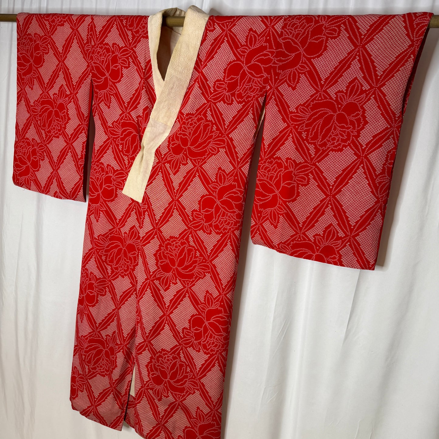 "Red Roses" Vintage Juban Underkimono
