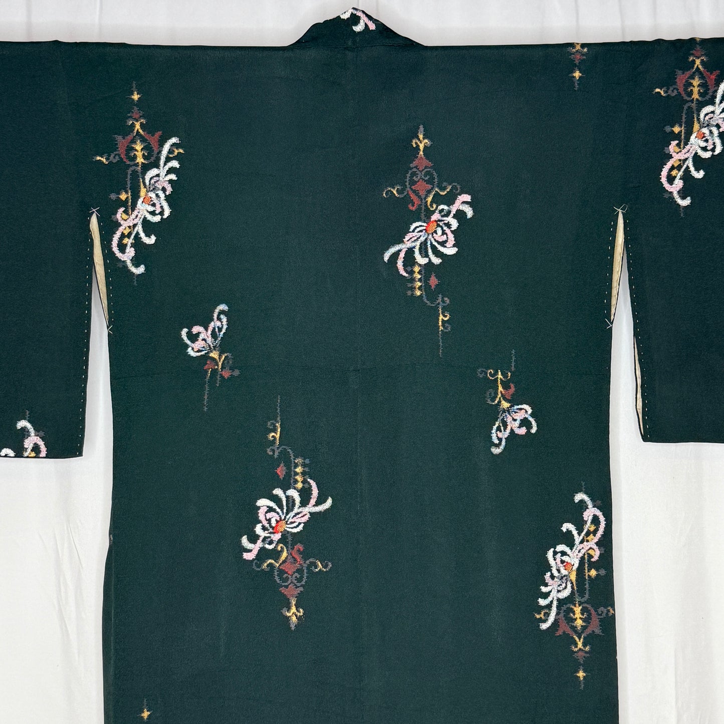 "Spider Mums" Vintage Casual Kimono