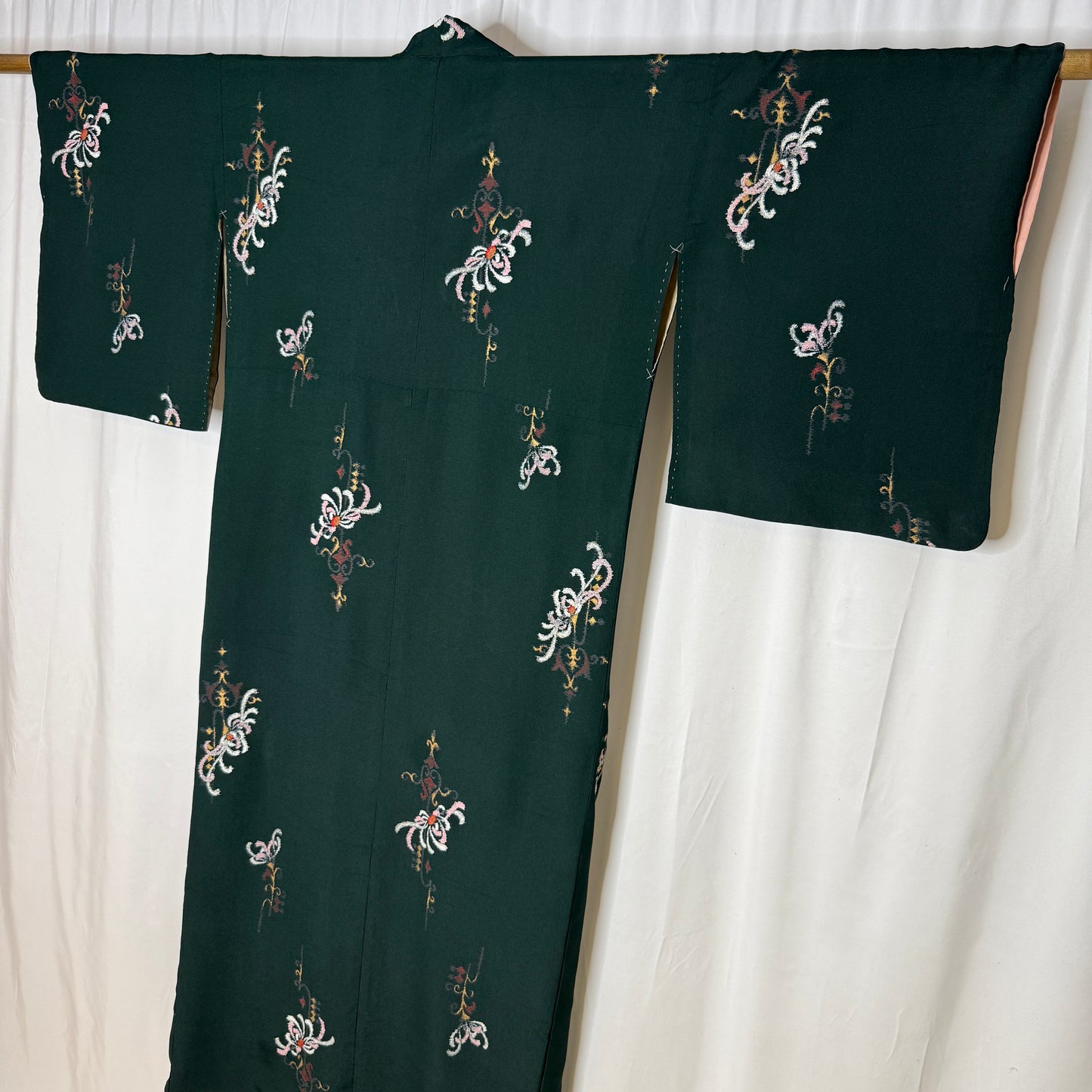 "Spider Mums" Vintage Casual Kimono