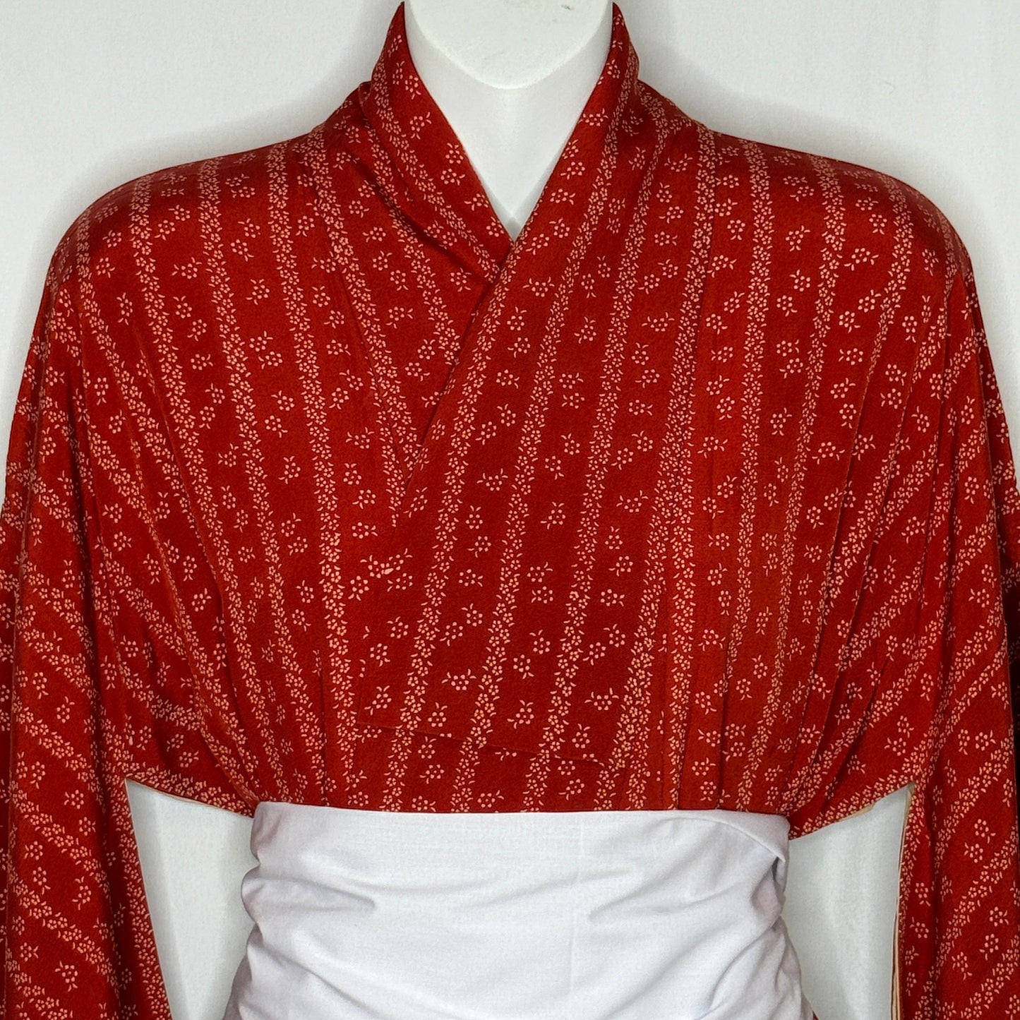 "Holiday Ribbon" Vintage Casual Kimono