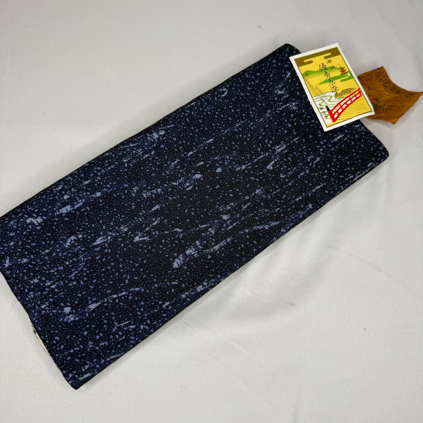 "Snow Globe" Vintage Kimono BOLT
