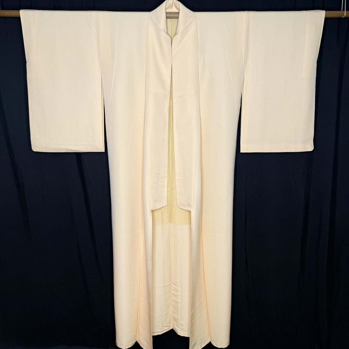 "Buttercream Circles" Vintage Iromuji Kimono