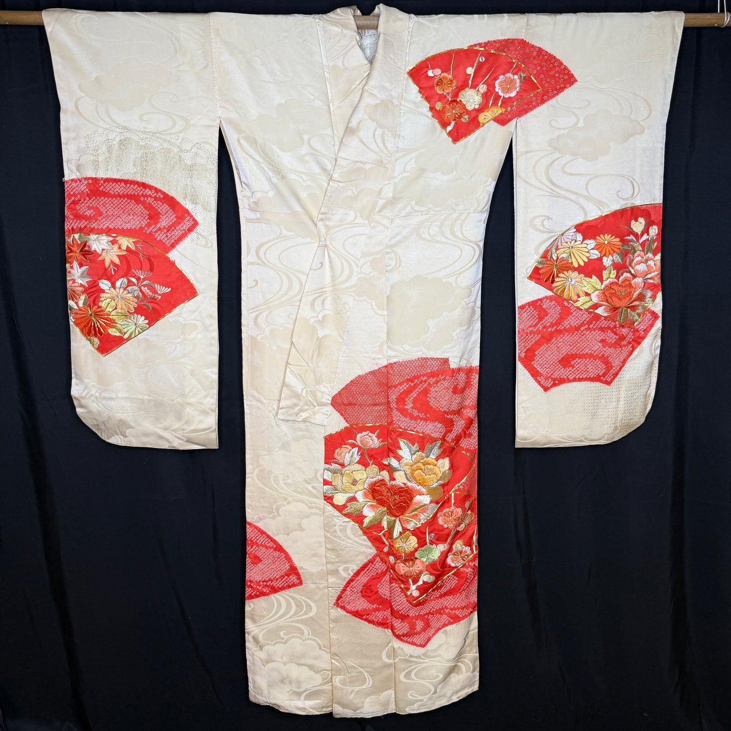 "Cloud Garden" Vintage Furisode Kimono