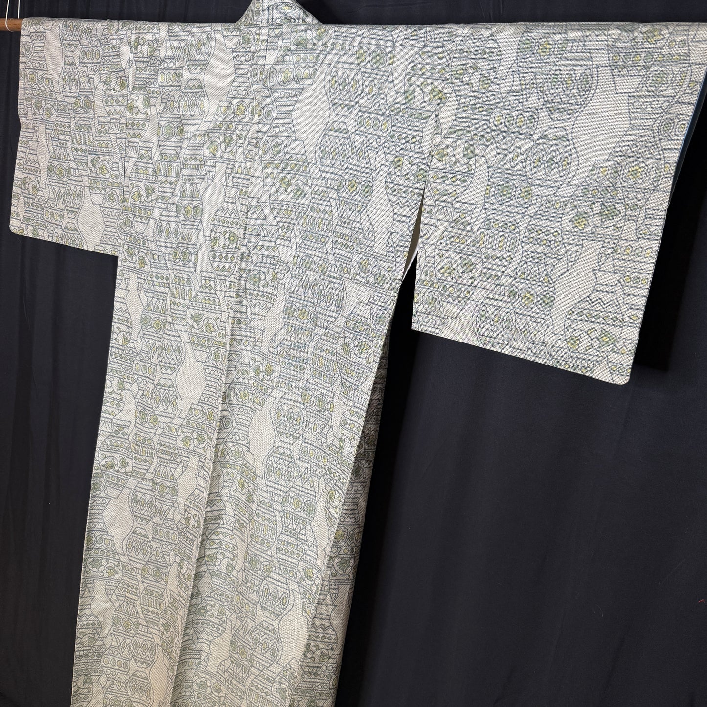 "Urn Collector" Kimono Obi Set