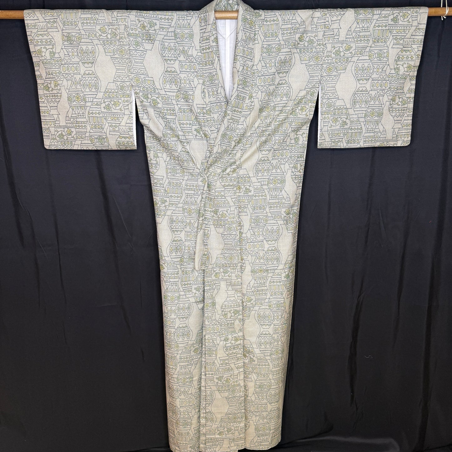 "Urn Collector" Kimono Obi Set