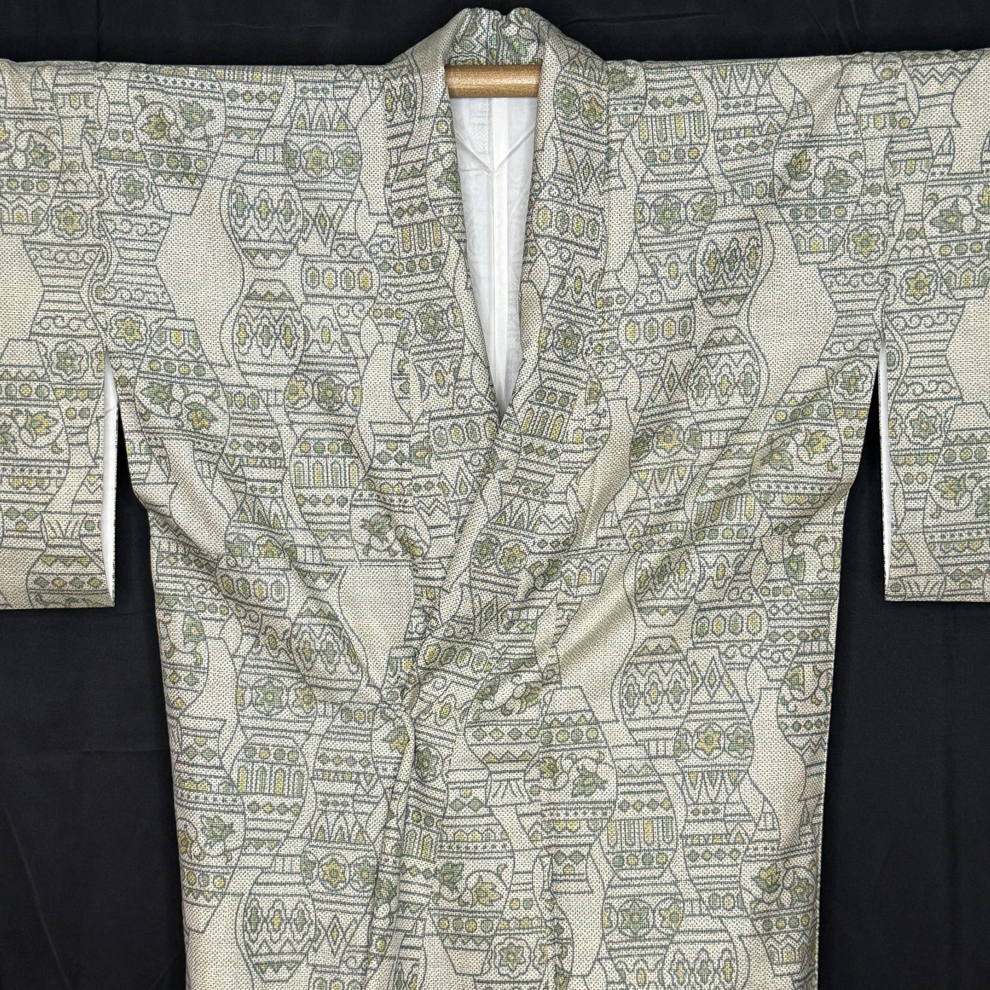 "Urn Collector" Kimono Obi Set