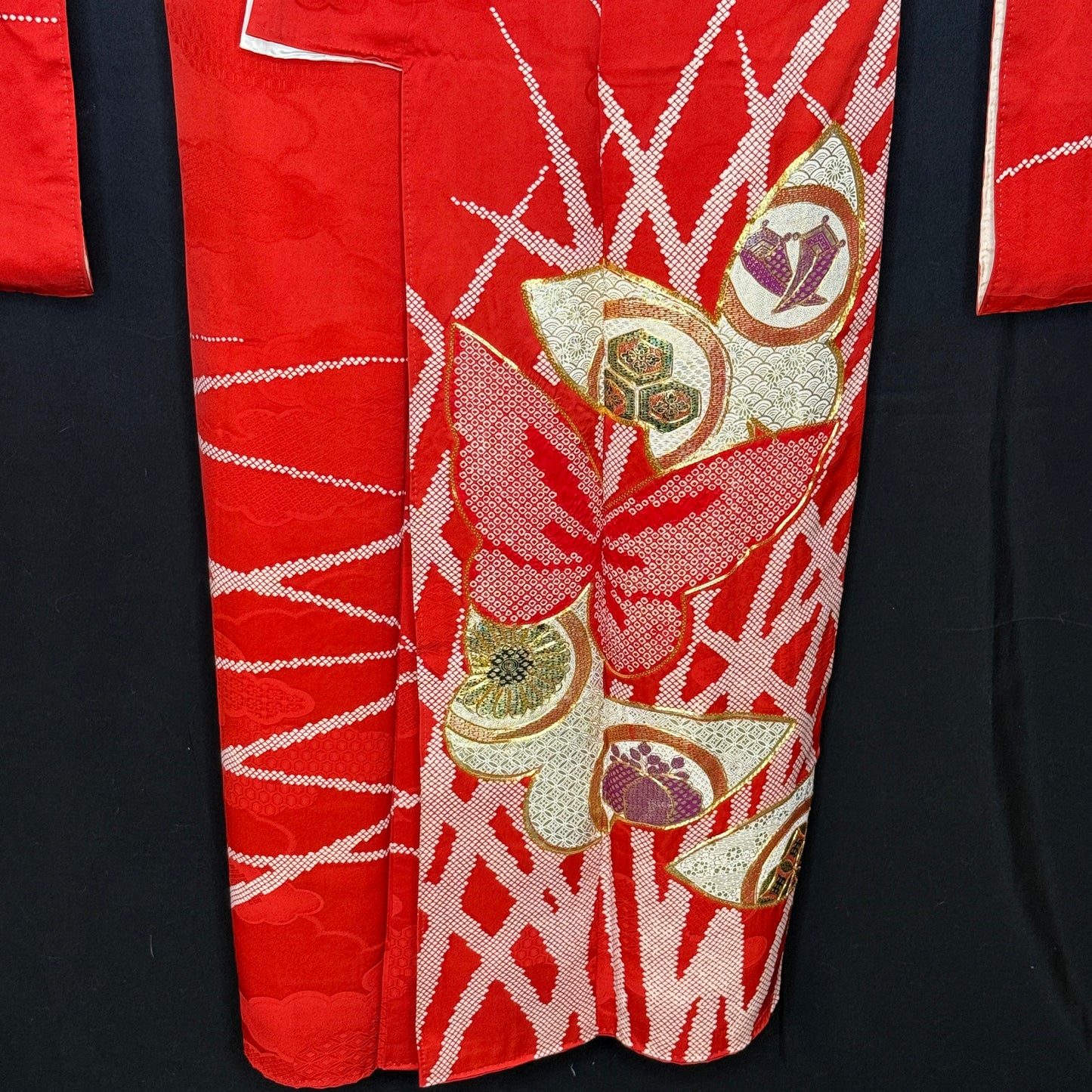 "Butterfly Charms" Vintage Furisode Kimono