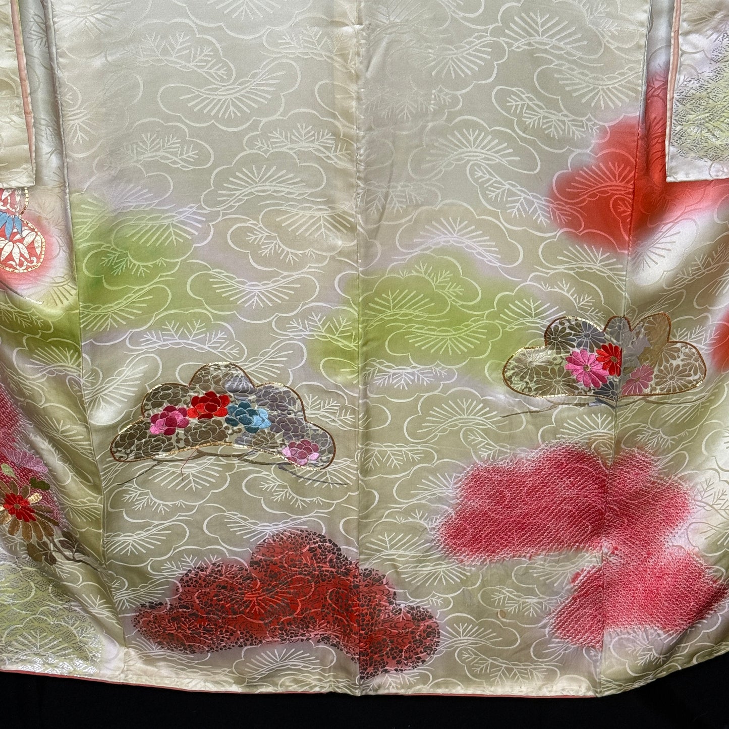 "Dreamy Pine" Vintage Furisode Kimono