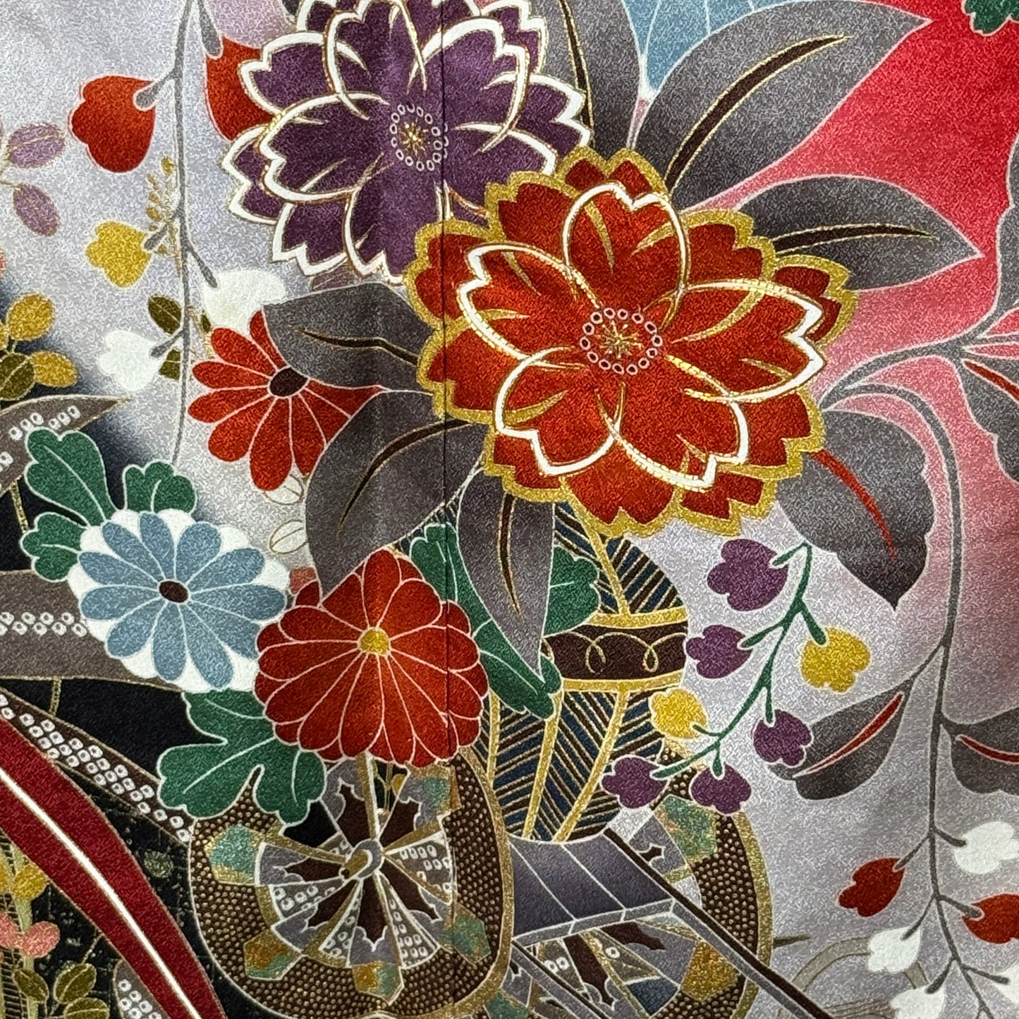 "Flowing Swirls" Vintage Furisode Kimono