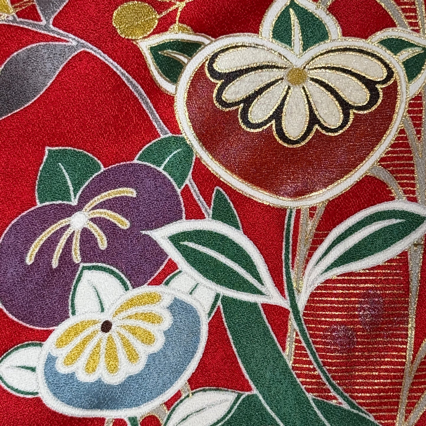 "Flowing Swirls" Vintage Furisode Kimono