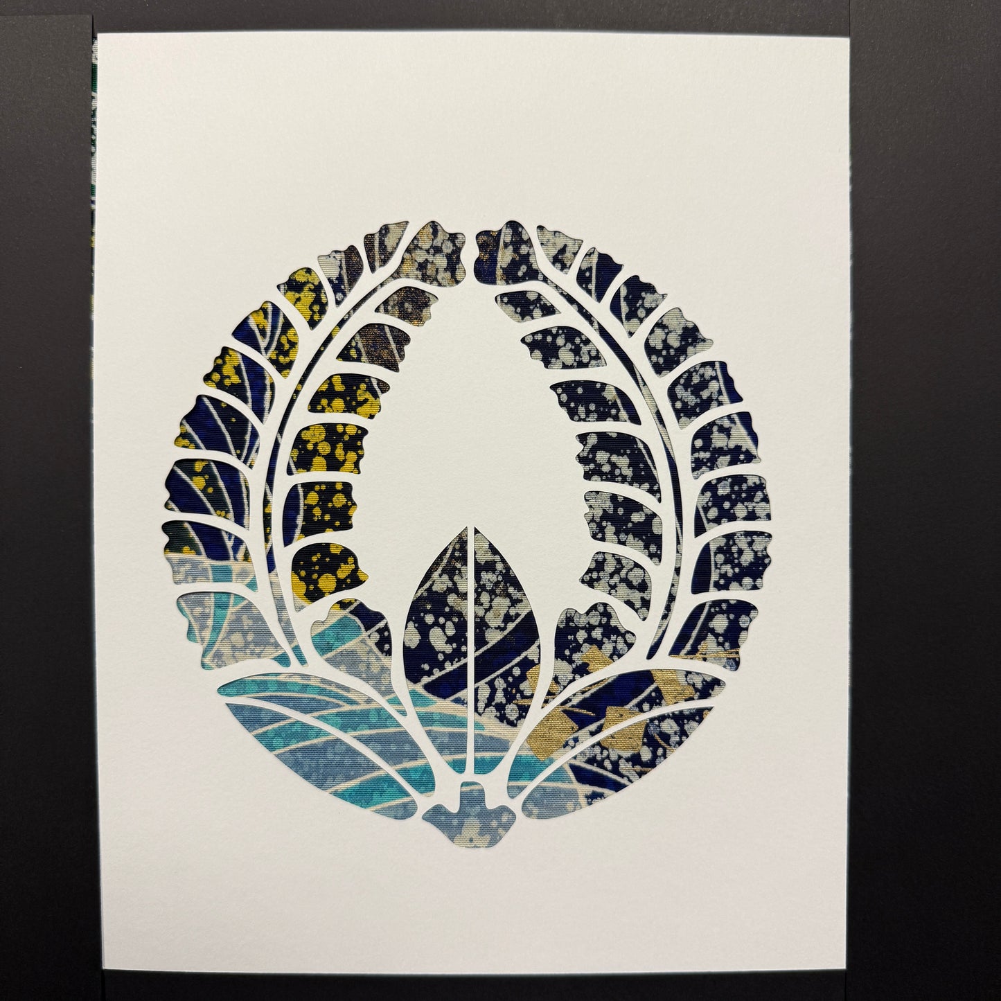 "Wisteria Crest" Katagami Art