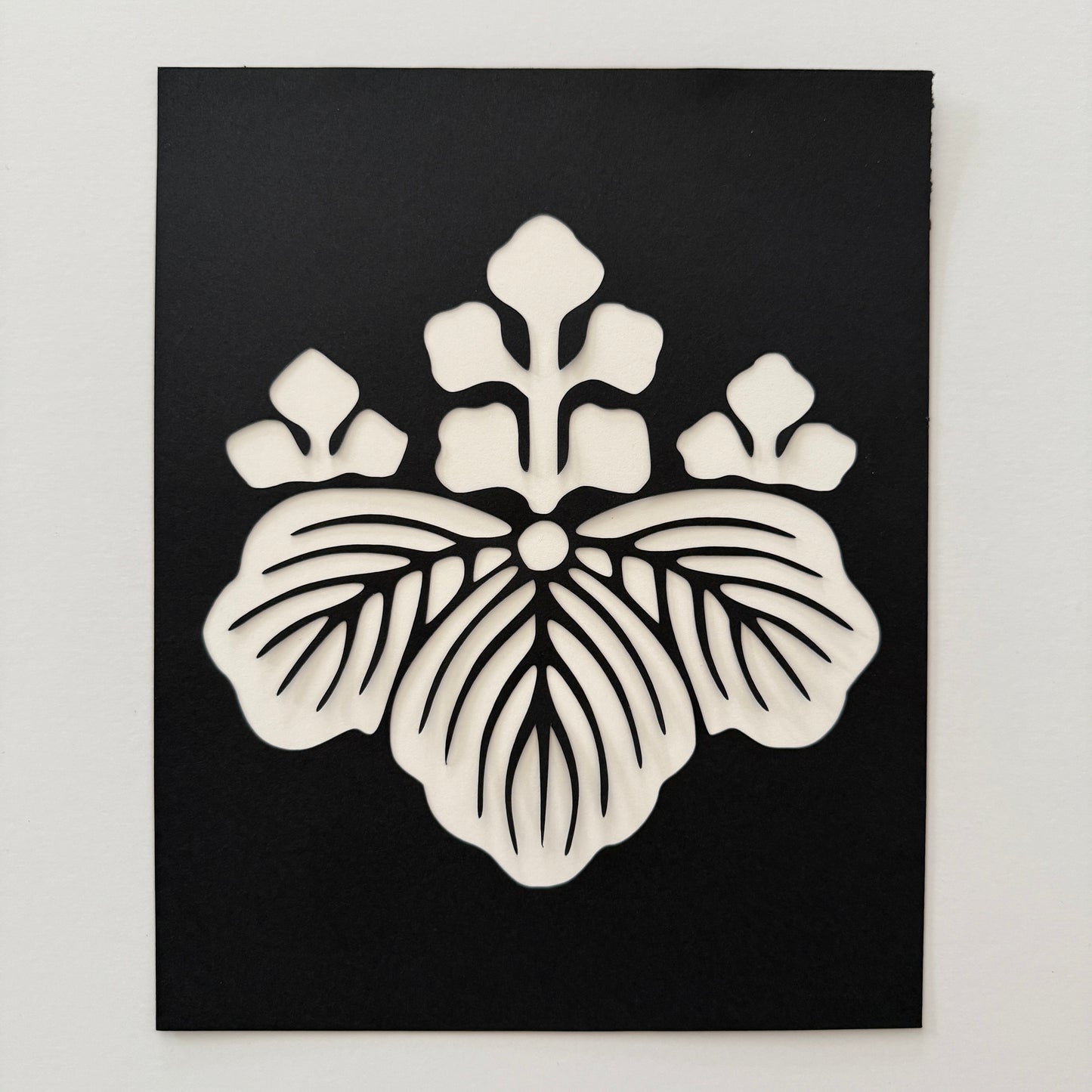 "Paulownia Crest" Katagami Art