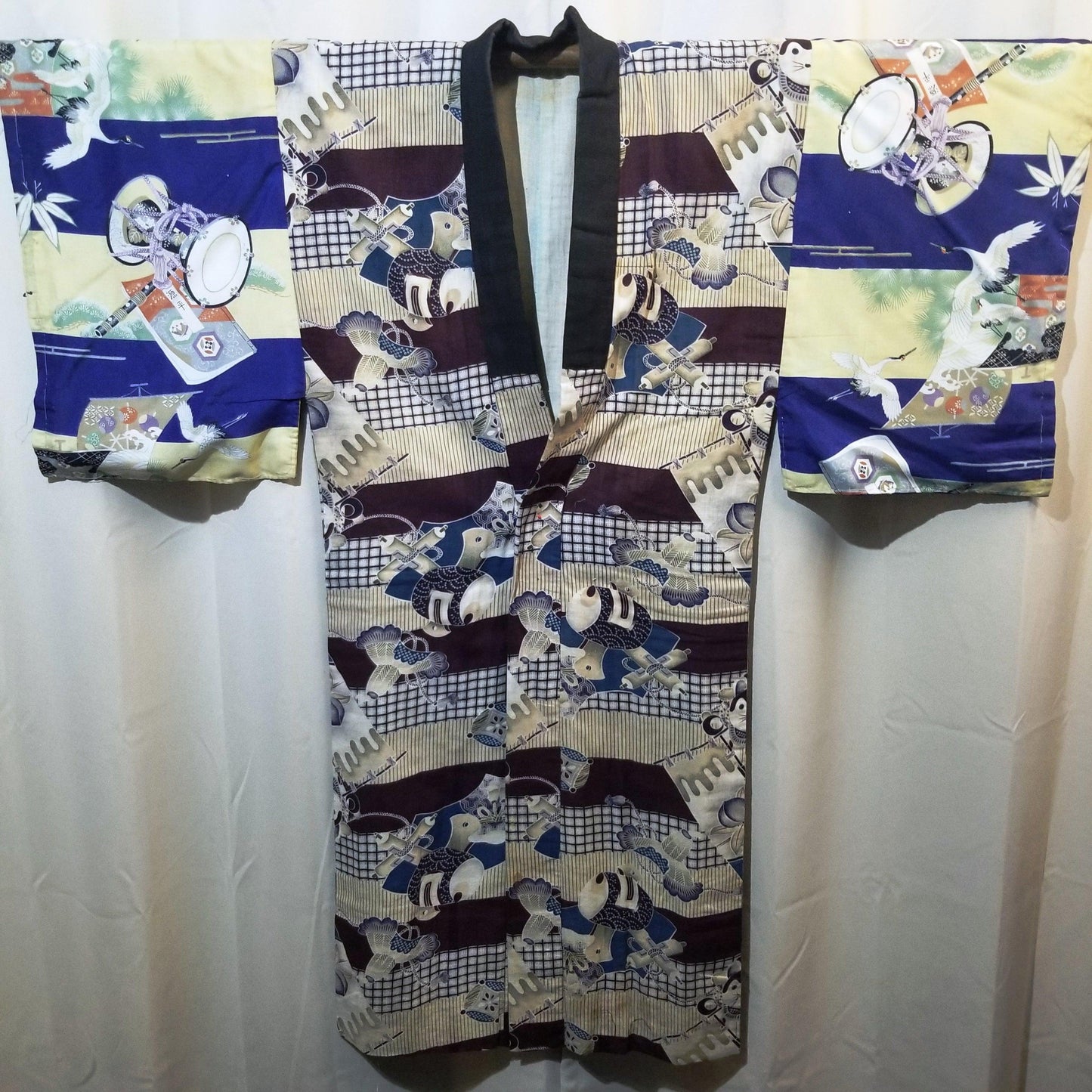 "Good Fortune" Vintage Man's Underkimono - Kyoto Kimono