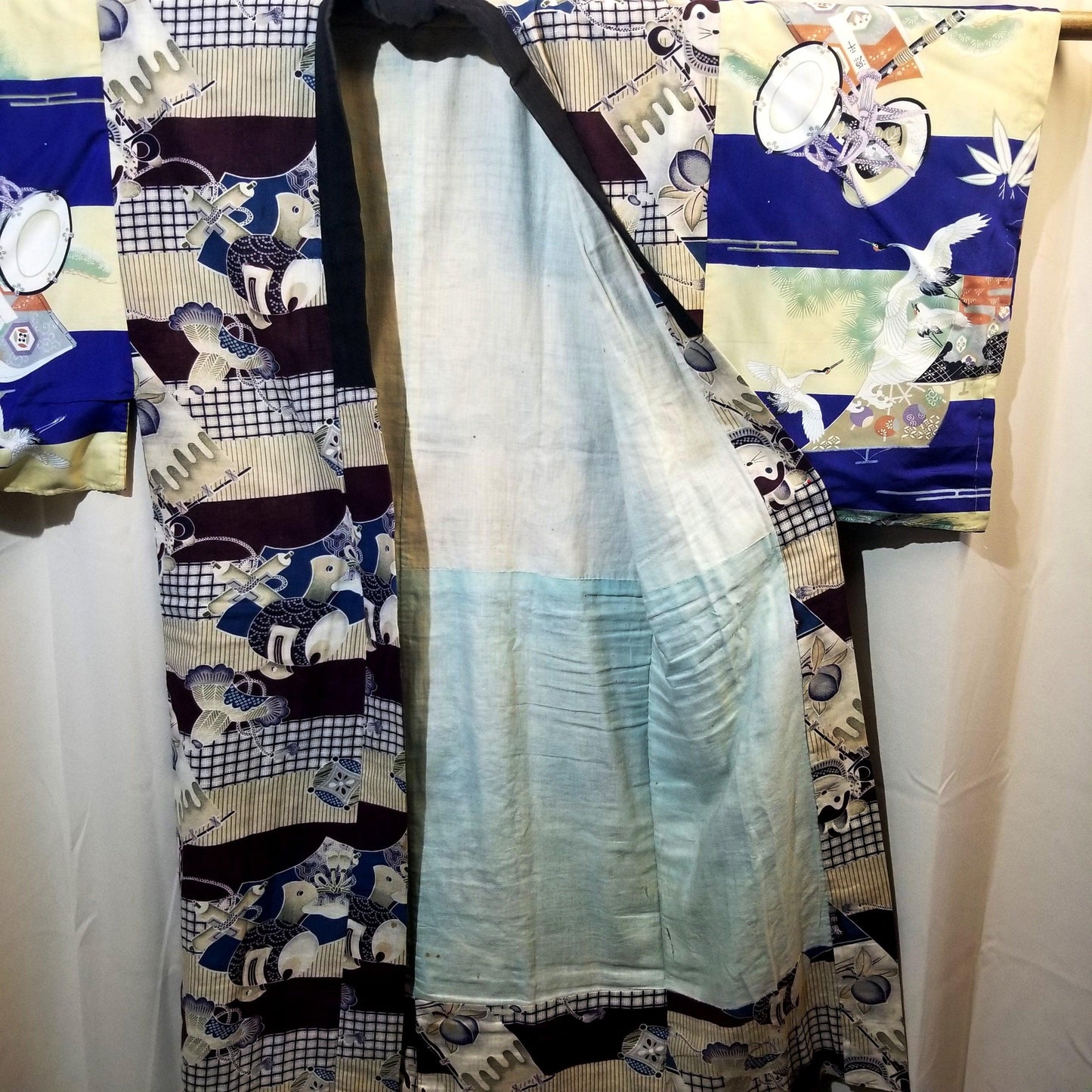 "Good Fortune" Vintage Man's Underkimono - Kyoto Kimono