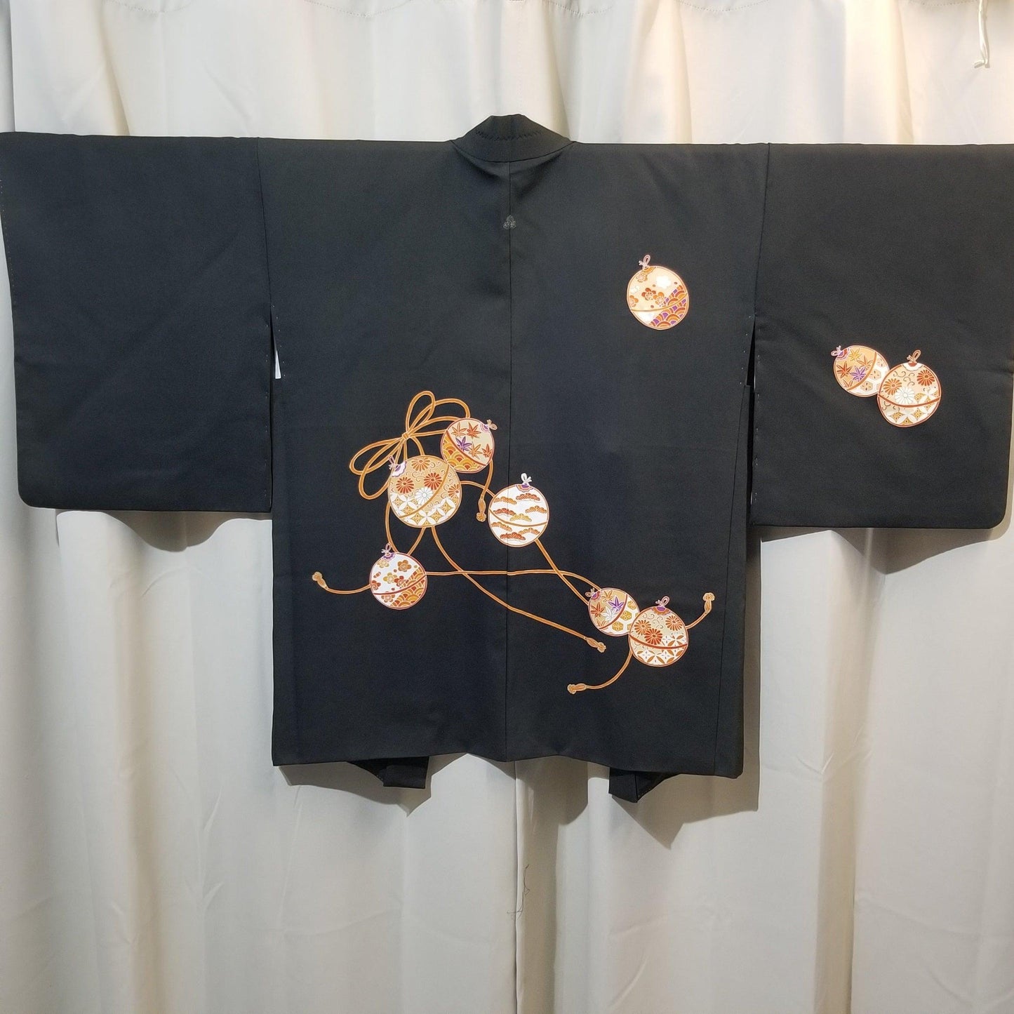 "Yuzen Ornaments" Vintage Haori - Kyoto Kimono